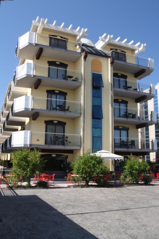 Rama Palace Hotel Casalnuovo Di Napoli Exterior foto